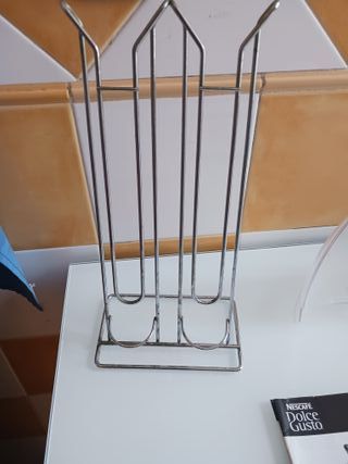 Cafetera Dolce Gusto DeLonghi.