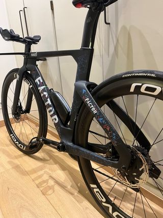 Factor Hanzo TT Bicicleta Triatlón