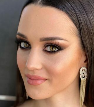 MAQUILLADORA A DOMICILIO