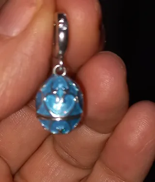 Charm Huevo Sorpresa Mariposa