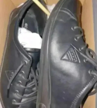 Zapatillas O Zapatos