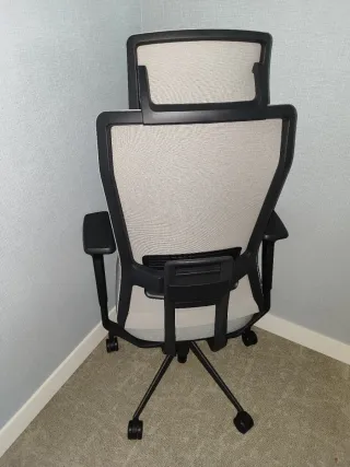 Silla de oficina Actiu TNK