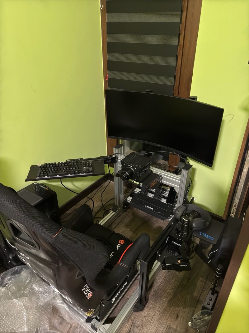 Cockpit Simracing Moza R12 V2