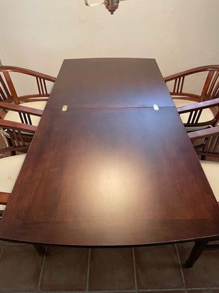 Mesa rústica extensible y 4 sillas madera