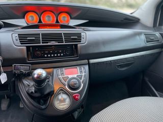 Citroen C8 / 2.0HDI 120CV / AÑO2007 / 🍀💨B/ 8PLAZAS