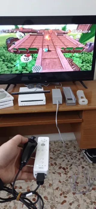 Lote Nintendo Wii con 6 giochi e accessori originali