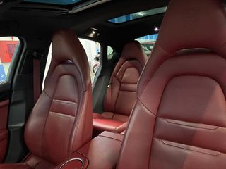 Porsche Panamera 4 E-Hybrid Executive