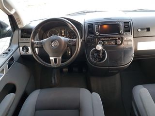 Volkswagen Multivan 2010