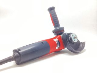 radial milwaukee agv 15-125 xe