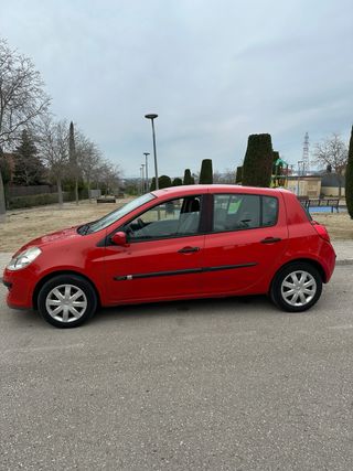 Renault Clio 2006