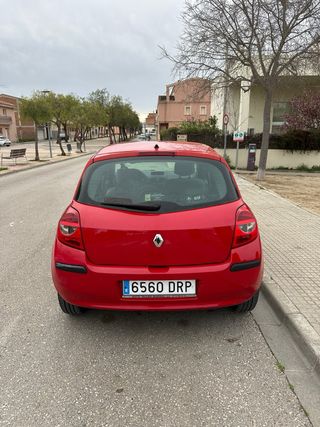 Renault Clio 2006