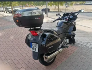 Honda Deauville Negra Touring