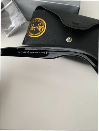 Occhiali da sole Ray-Ban Wayfarer neri