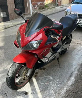 Honda CBR 600f 2002