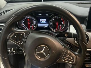 MERCEDES-BENZ Clase GLA 200 CDI / d Urban