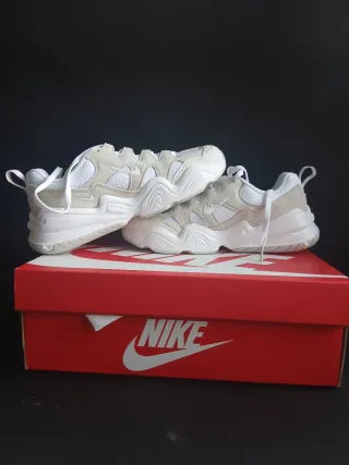 Nike Tech Hera Bianche/Beige Tg 36.5 Nuove