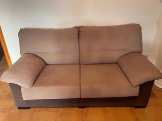 Sofá 2 plazas beige y marrón
