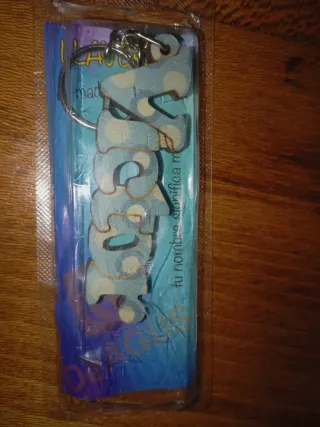 Llavero madera Victor nuevo