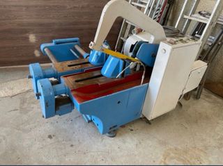 Sierra automática industrial