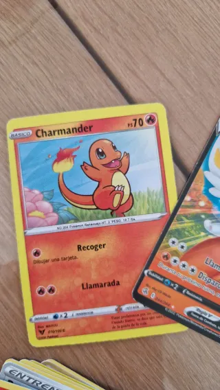 Lote Pokémon 22 cartas – Cinderace VMAX + V + Foil