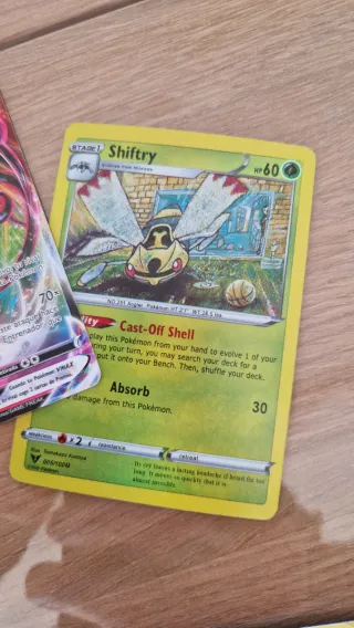 Lote Pokémon 22 cartas – Chandelure VMAX + V