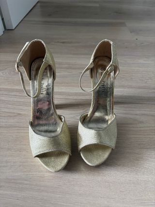 Zapatos de tacón Lady Pretty dorados talla 38