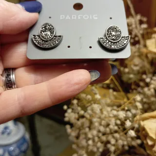 Pendientes Parfois plateados con pedrería