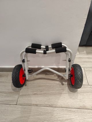 Kayak rígido para pesca con accesorios