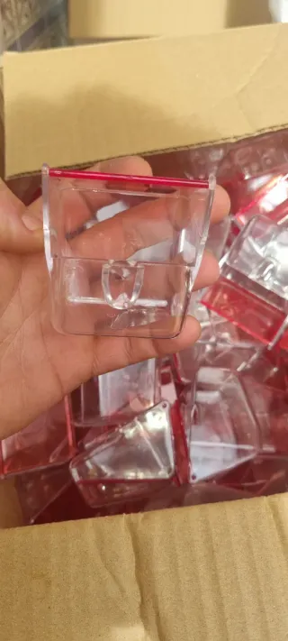 Comederos y bebederos para jaulas