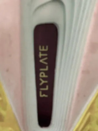 Zapatillas Nike Correr Rojas y Verdes