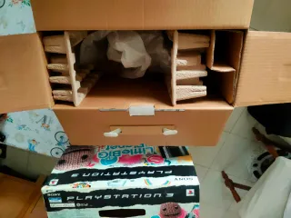 Caja PS3 Edición Little Big Planet