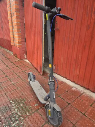 Patinete Eléctrico Xiaomi Mi Scooter 3