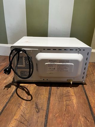 Microondas Orbegozo Blanco
