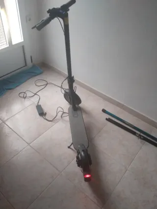 Patinete Xiaomi Esencial S1 + Casco