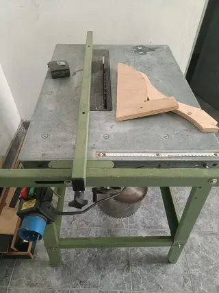 Sierra de mesa verde