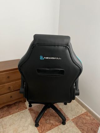 Silla Gamer Newskill Negra y Azul