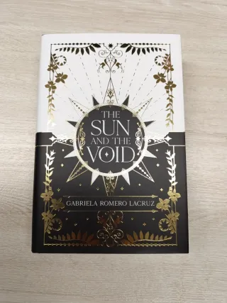 Libro en inglés The sun and the void