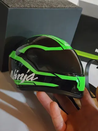 Casio G-Shock DW-5600 Kawasaki Edición Limitada