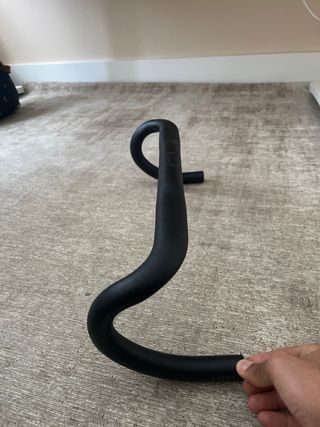 Manillar carretera BMC 420mm Negro