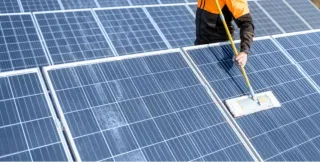Limpieza de paneles solares