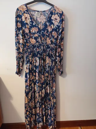 Vestido largo floral con vuelo