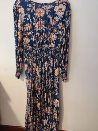 Vestido largo floral con vuelo