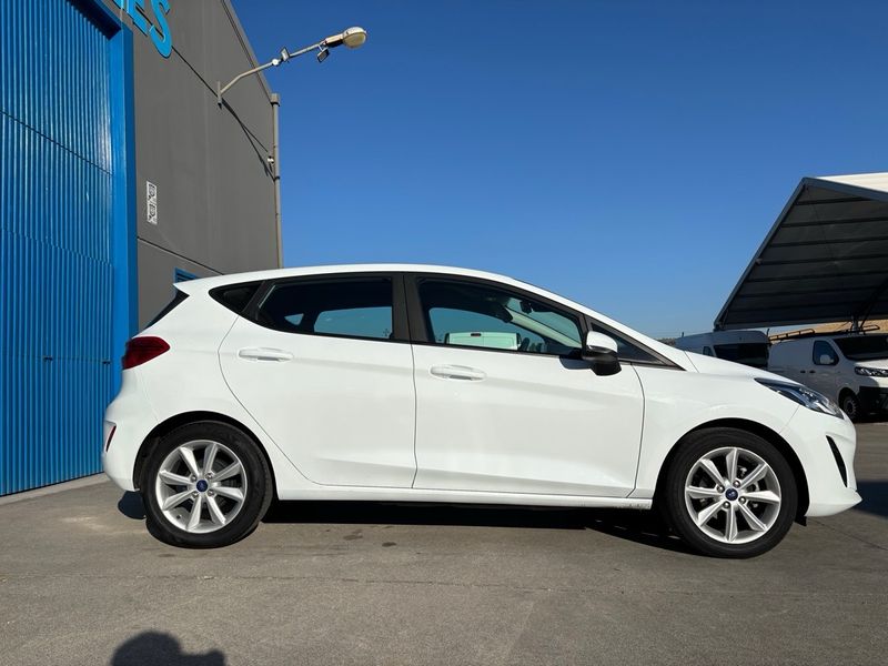 Ford Fiesta 2021, foto 3