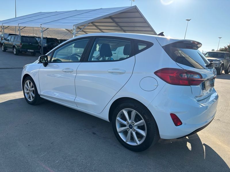 Ford Fiesta 2021, foto 6