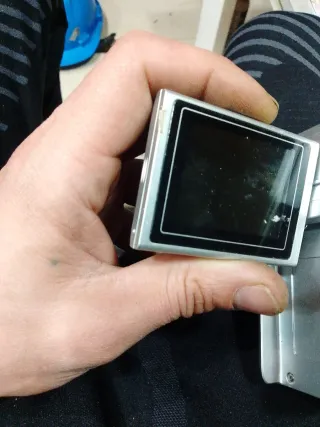 Videocámara Digital Airis N729 Plata