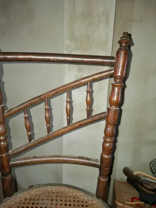 Vecchie sedie Thonet in legno