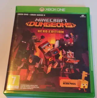 Xbox One Bianca + Gioco Minecraft Dungeons Nuovo