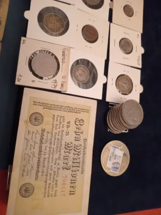 Lote monedas y billetes varios países