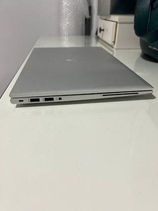HP Elitebook 845 G8 Argento + Caricatore