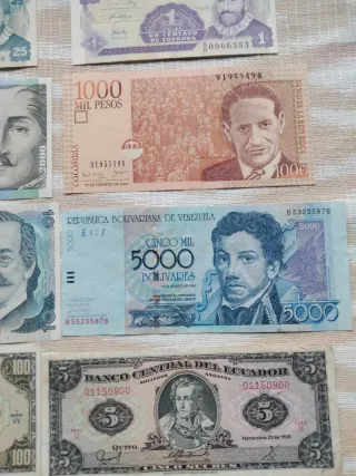 Lote 18 Billetes de América